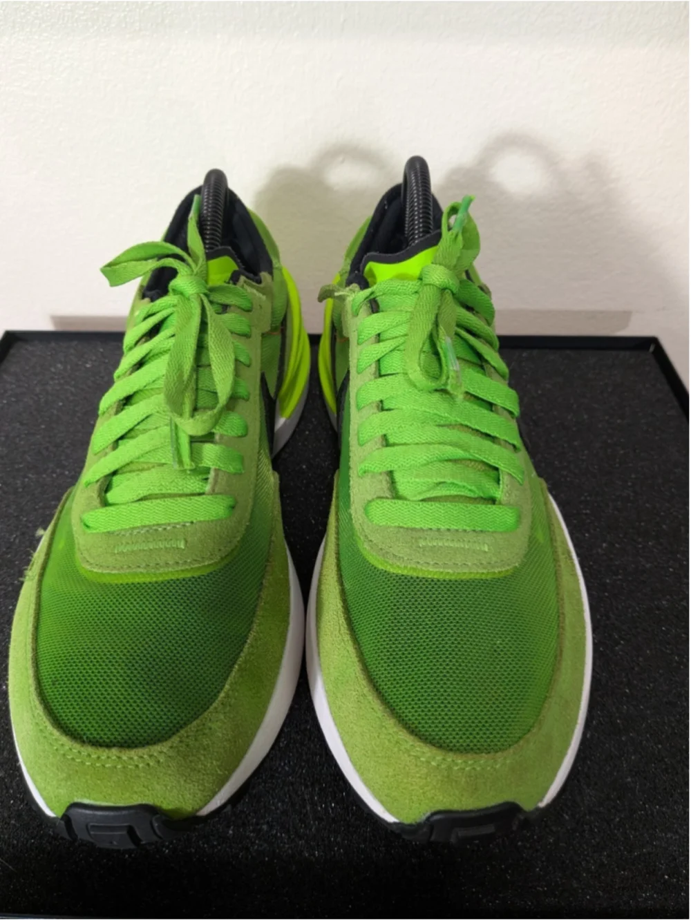 Nike Waffle One Shoes Boys Size 7Y Volt Green Running Sneakers DC0481-300